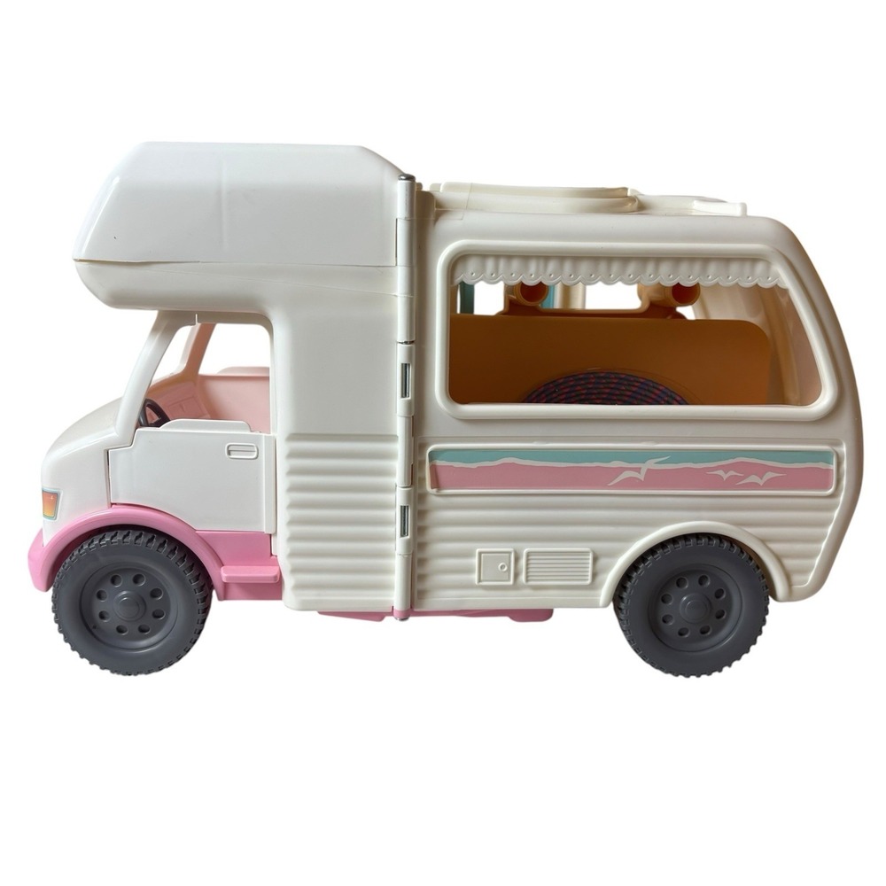 1998 Vintage Fisher Price Loving Family RV Camper Motorhome Fold Out Playset